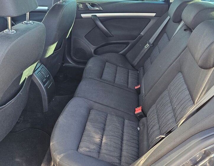 Škoda Octavia Kombi 1,6 l 77 kw