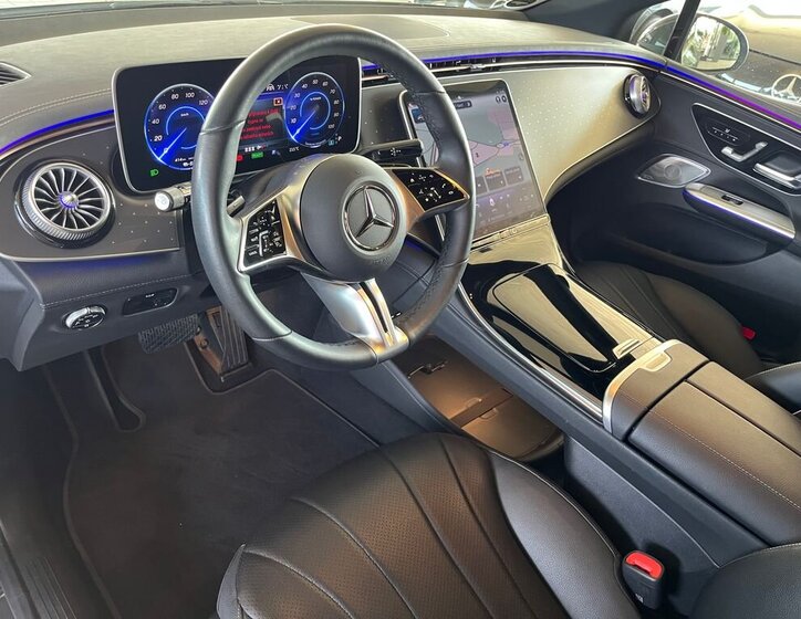 Mercedes-Benz EQE Sedan / Limuzína 0,0 180 kw