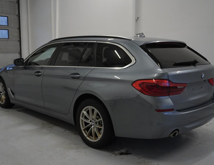 BMW Řada 5 Kombi 2,0 l 140 kw