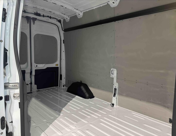 Ford Transit VAN / Minibus 2,0 l 121 kw