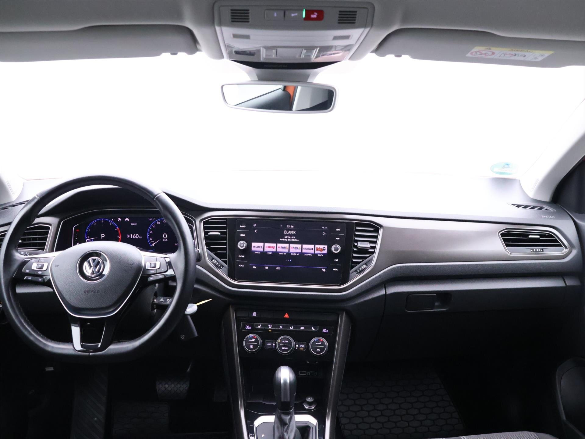 Volkswagen T-Roc SUV 1,5 l 110 kw