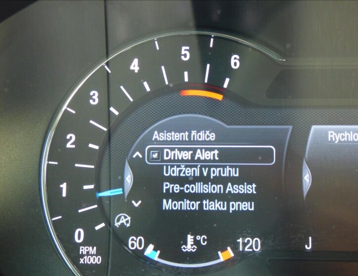 Ford S-MAX MPV 2,0 l 110 kw