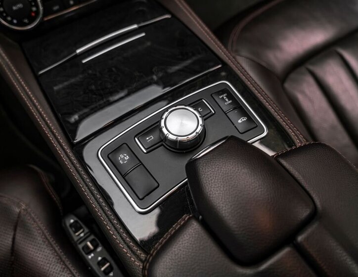 Mercedes-Benz CLS 16