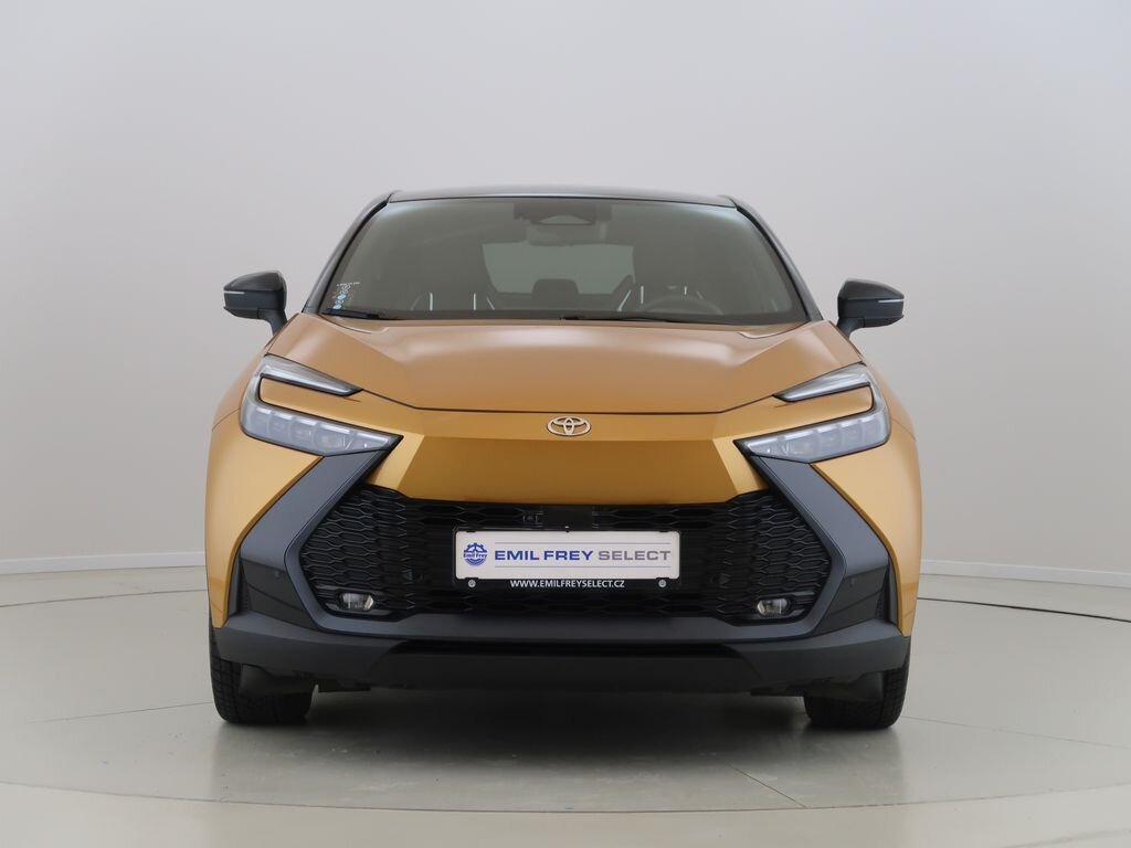 Toyota C-HR SUV / Terénní 2,0 l 112 kw