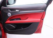 Alfa Romeo Stelvio SUV / Terénní 2,9 l 375 kw