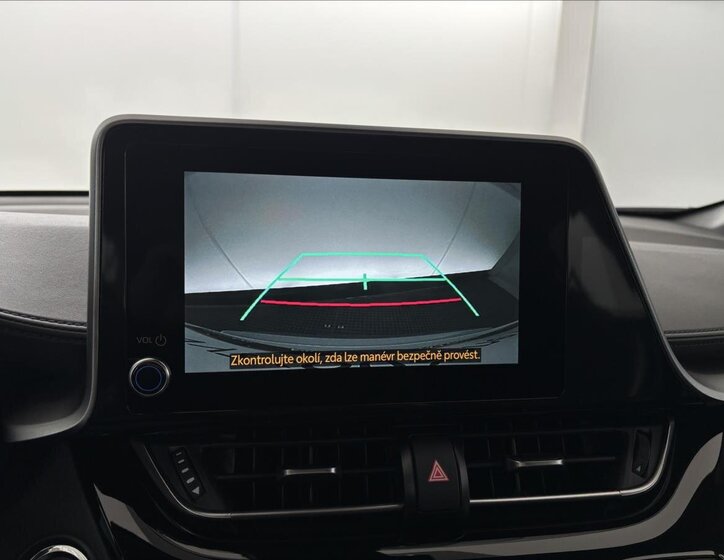 Toyota C-HR SUV / Terénní 2,0 l 135 kw