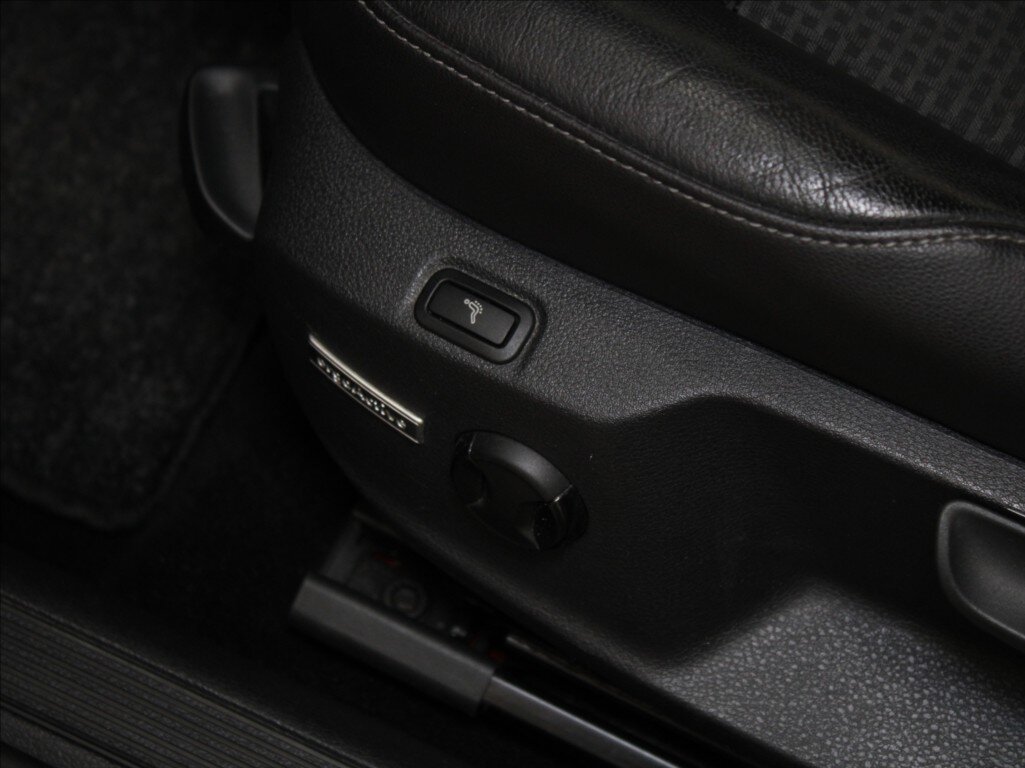 Volkswagen Golf Hatchback 1,2 l 81 kw