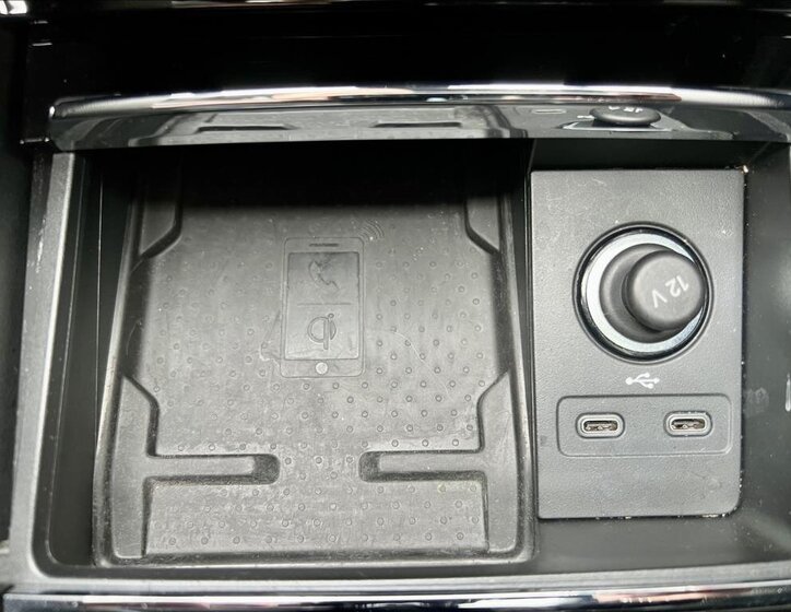 Škoda Karoq SUV / Terénní 2,0 l 140 kw