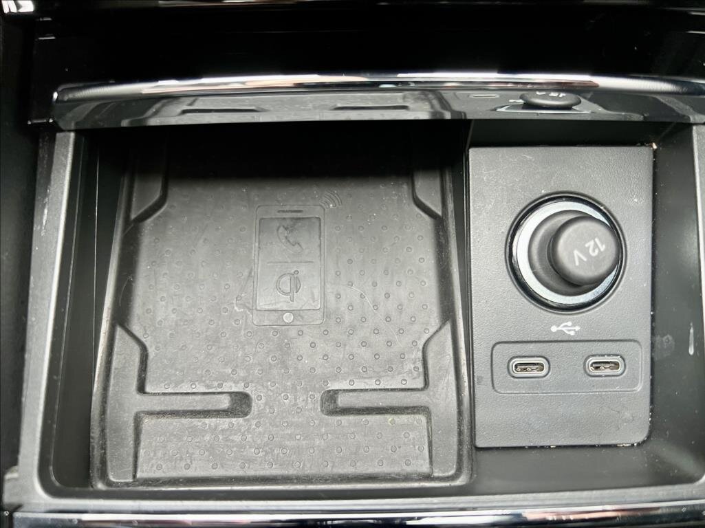 Škoda Karoq SUV / Terénní 2,0 l 140 kw