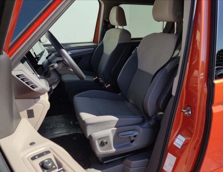 Volkswagen Multivan 6