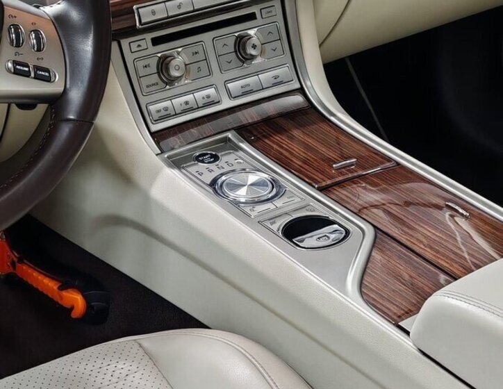 Jaguar XF Sedan 0,0 0