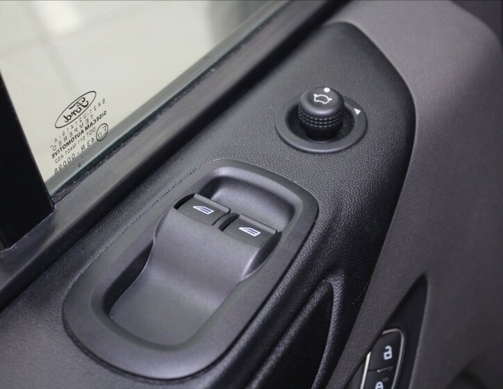 Ford Transit Custom MPV 2,0 l 95 kw