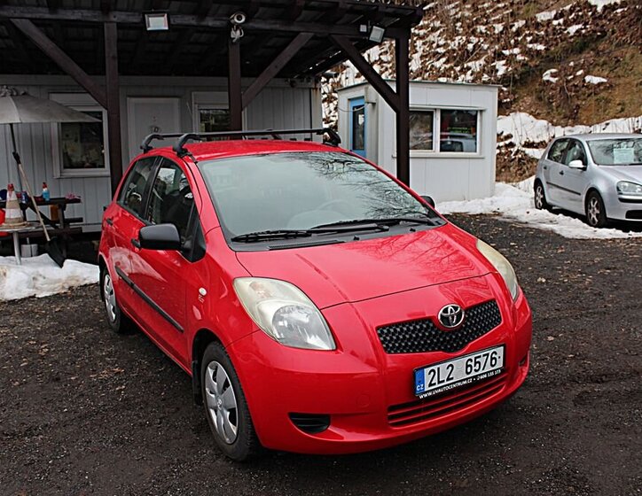 Toyota Yaris Hatchback 998,0 51 kw