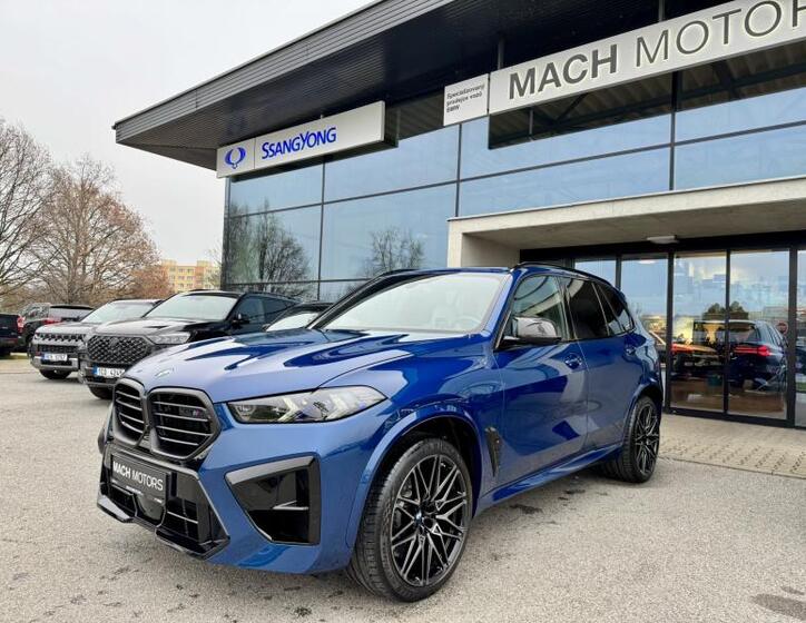 BMW X5 SUV 4,4 l 460 kw