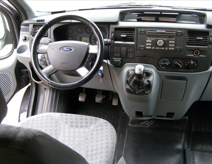 Ford Transit MPV 2,2 l 63 kw