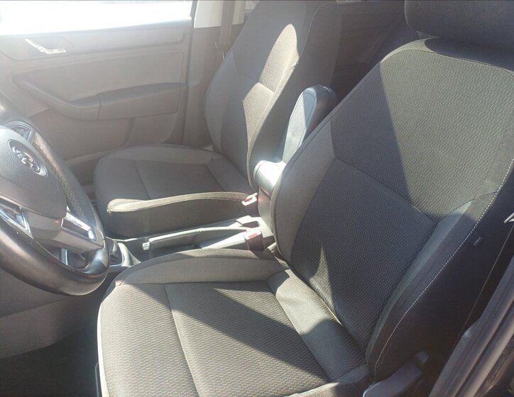 Škoda Rapid Hatchback 1,6 l 66 kw