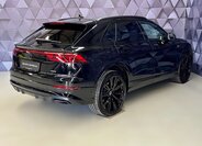 Audi Q8 SUV 3,0 l 210 kw