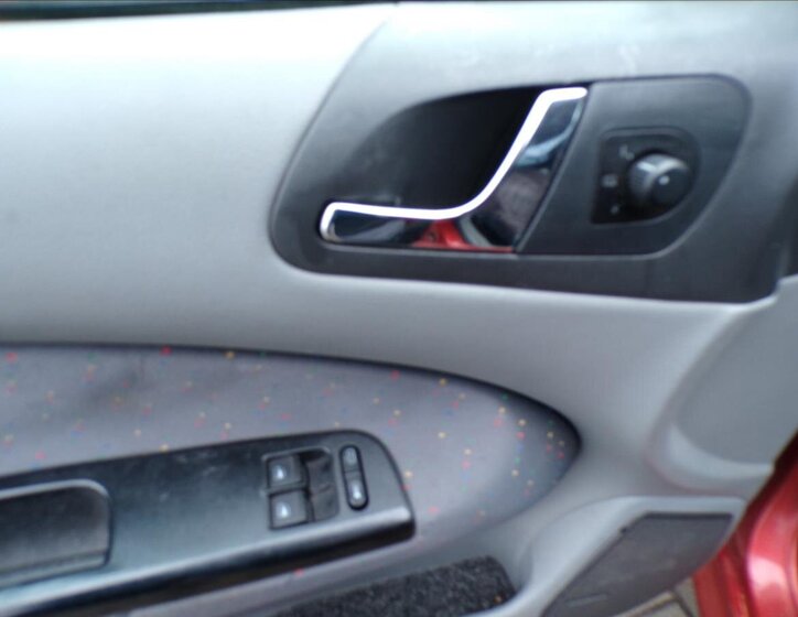 Škoda Octavia Liftback 1,6 l 75 kw