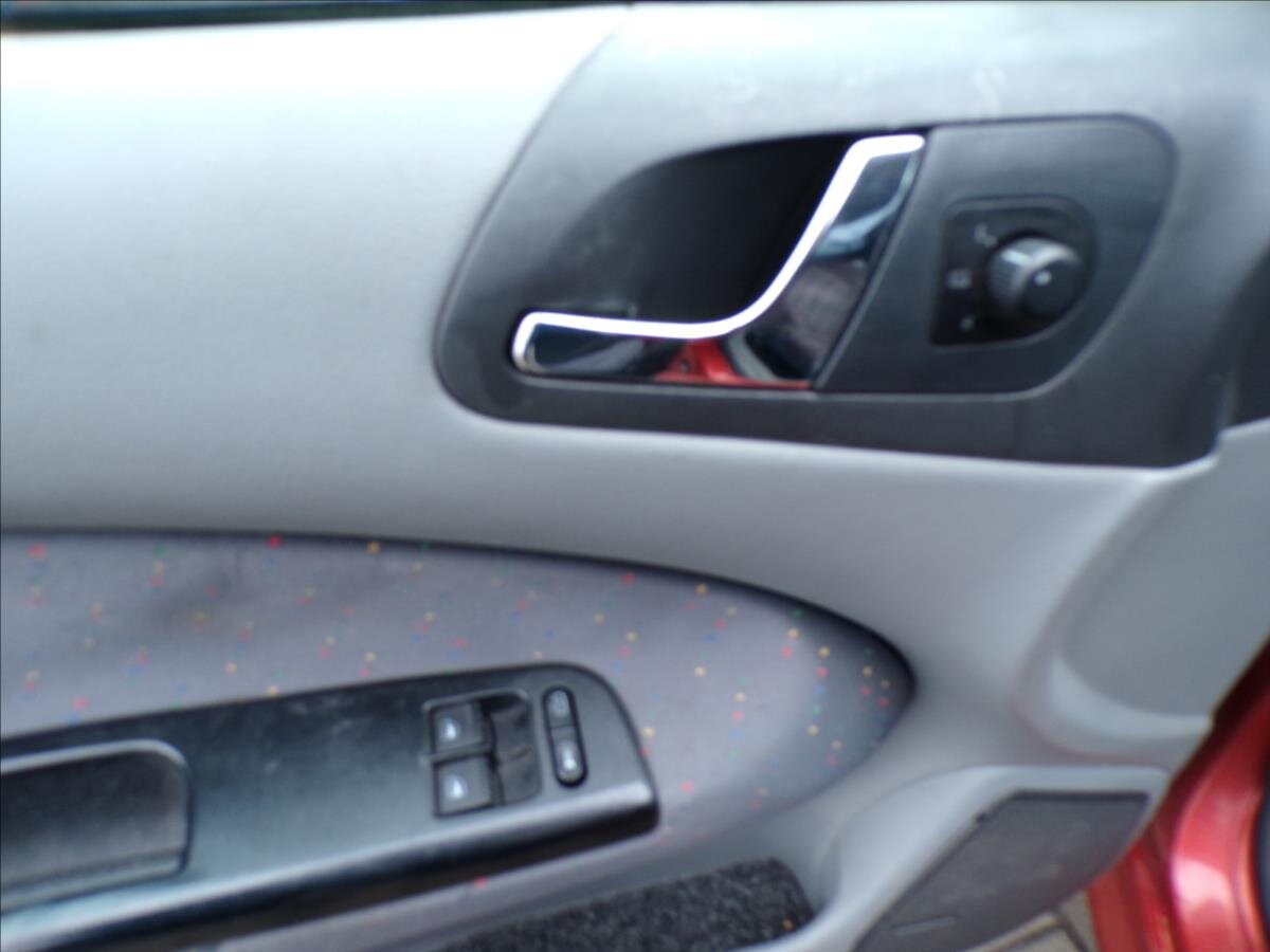 Škoda Octavia Liftback 1,6 l 75 kw