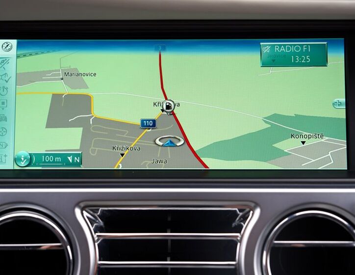 Rolls-Royce Ghost Sedan 6,6 l 420 kw