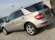 Mercedes-Benz Třídy M Kombi 3,0 l 165 kw