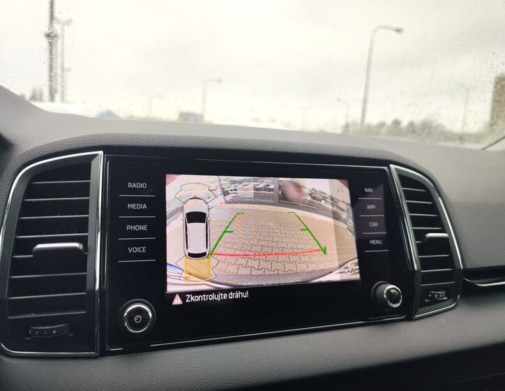 Škoda Karoq SUV 1,5 l 110 kw