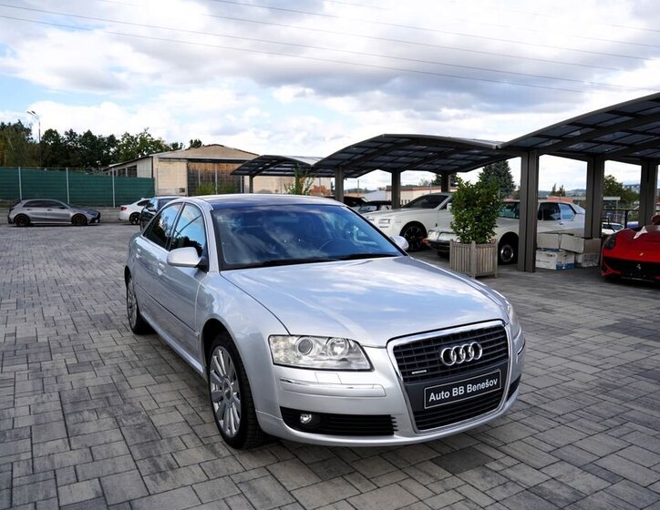 Audi A8 Sedan 3,0 l 171 kw