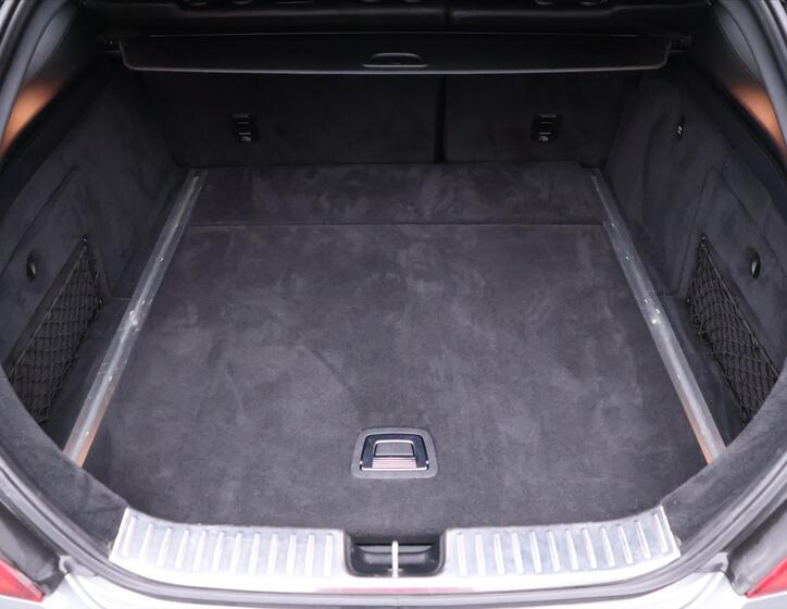 Mercedes-Benz CLS 10