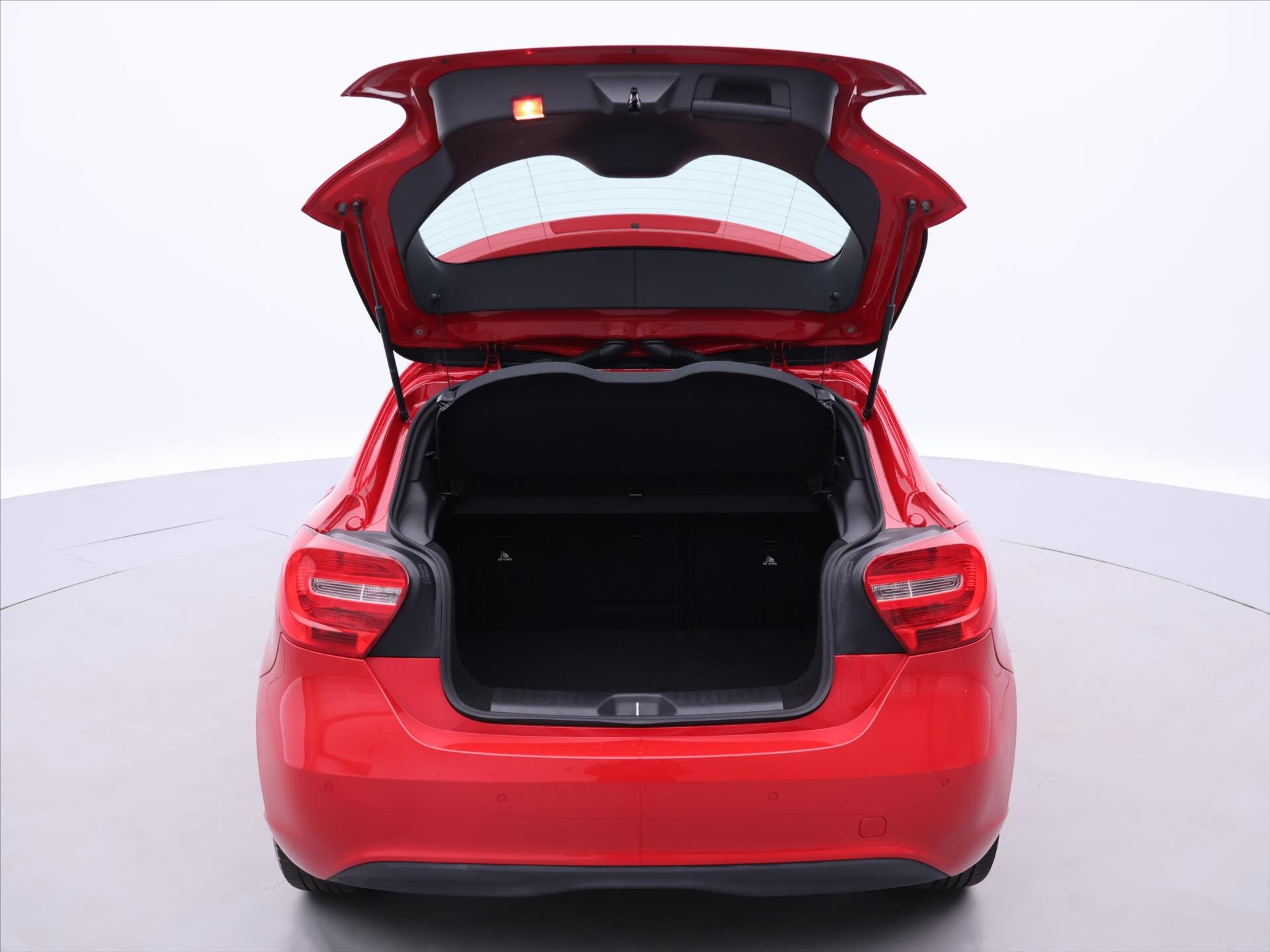 Mercedes-Benz Třídy A Hatchback 1,6 l 90 kw