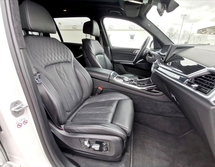 BMW X7 7