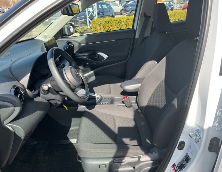 Toyota Yaris Cross SUV / Terénní 1,5 l 68 kw