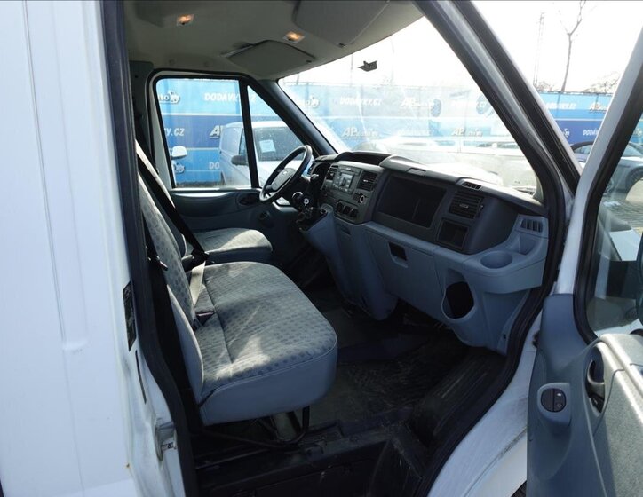 Ford Transit Skříň 2,4 l 85 kw