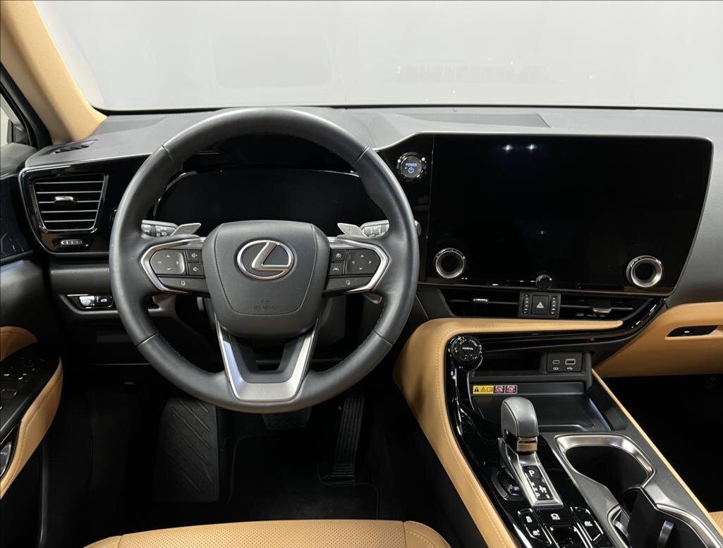 Lexus NX 350h SUV 2,5 l 179 kw