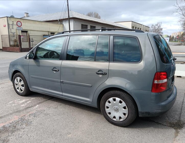 Volkswagen Touran MPV 1,9 l 66 kw