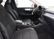 Volvo XC40 SUV / Terénní 2,0 l 182 kw