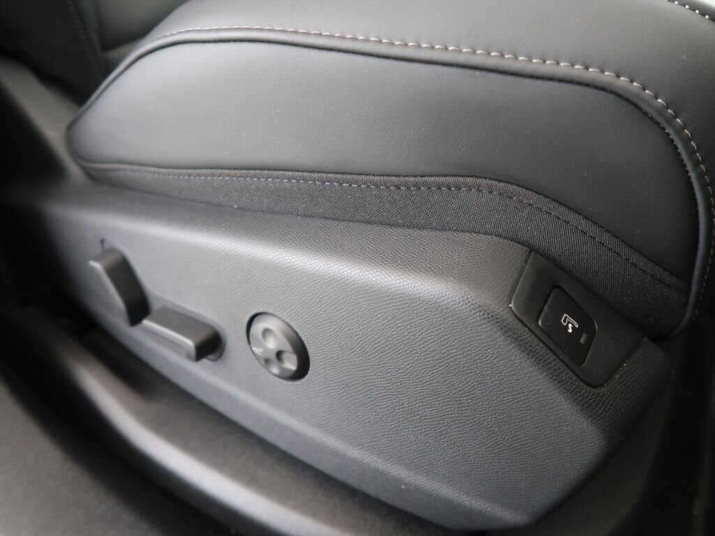 DS Automobiles DS7 Crossback SUV / Terénní 1,5 l 96 kw