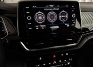 Volkswagen T-Roc SUV / Terénní 2,0 l 140 kw