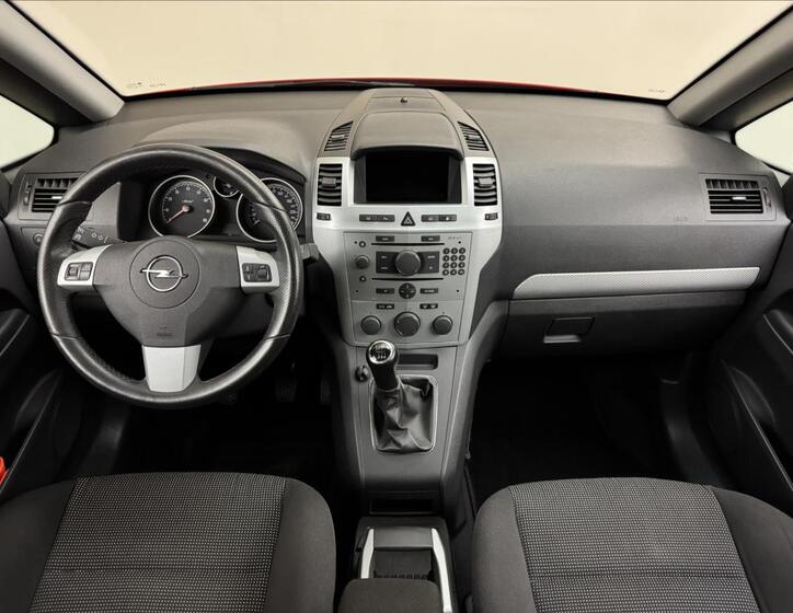 Opel Zafira 7