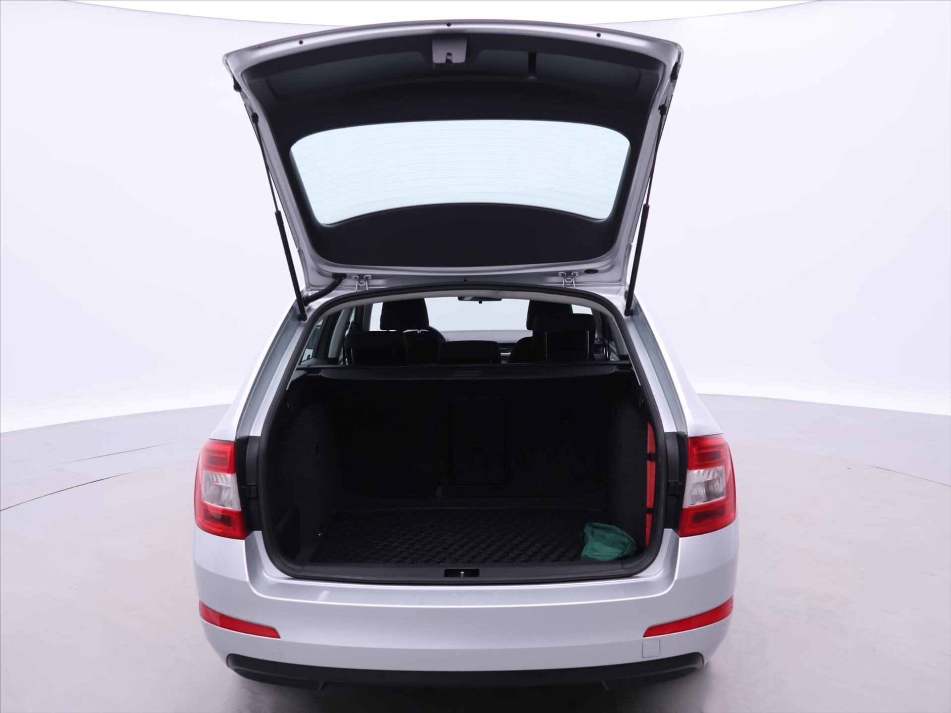 Škoda Octavia Kombi 1,6 l 77 kw