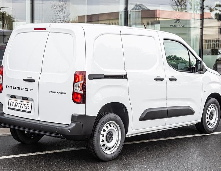 Peugeot Partner Skříň 1,5 l 96 kw