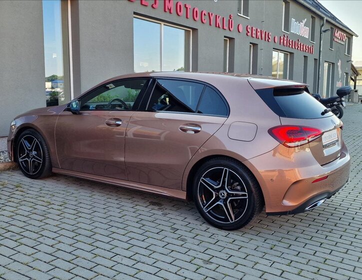 Mercedes-Benz Třídy A Hatchback 1,3 l 100 kw