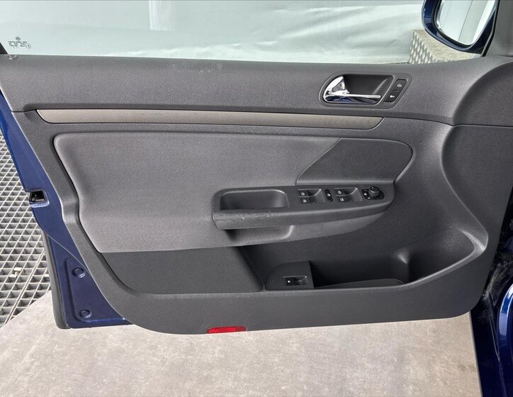 Volkswagen Golf Hatchback 1,6 l 75 kw