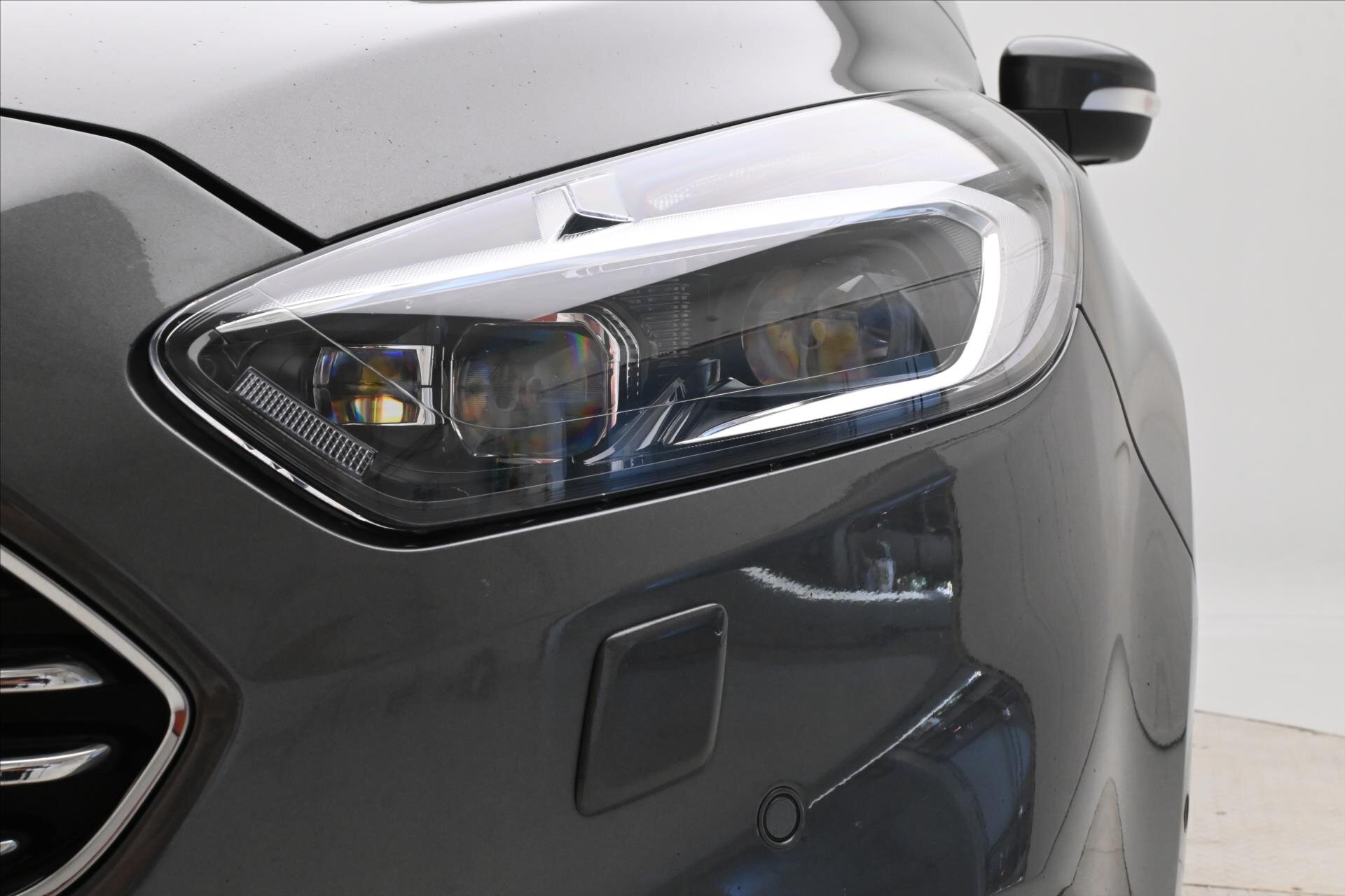 Ford S-MAX MPV 2,0 l 140 kw