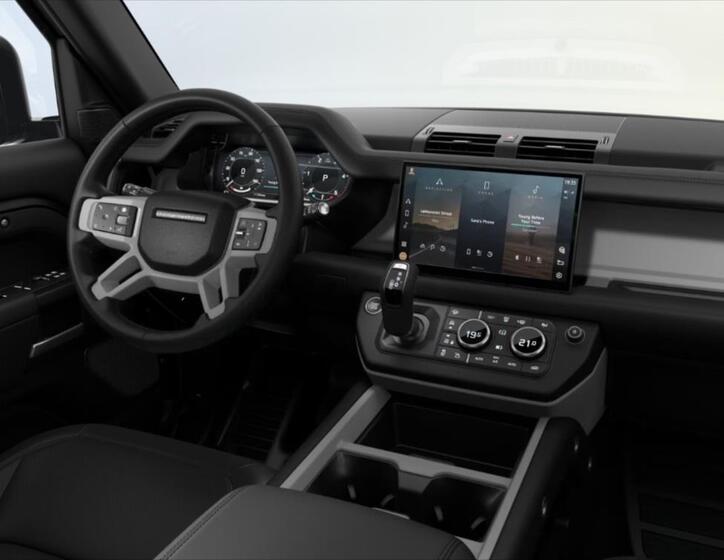 Land Rover Defender 7