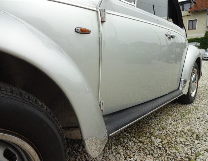 Volkswagen Ostatní Kabriolet 1,2 l 25 kw