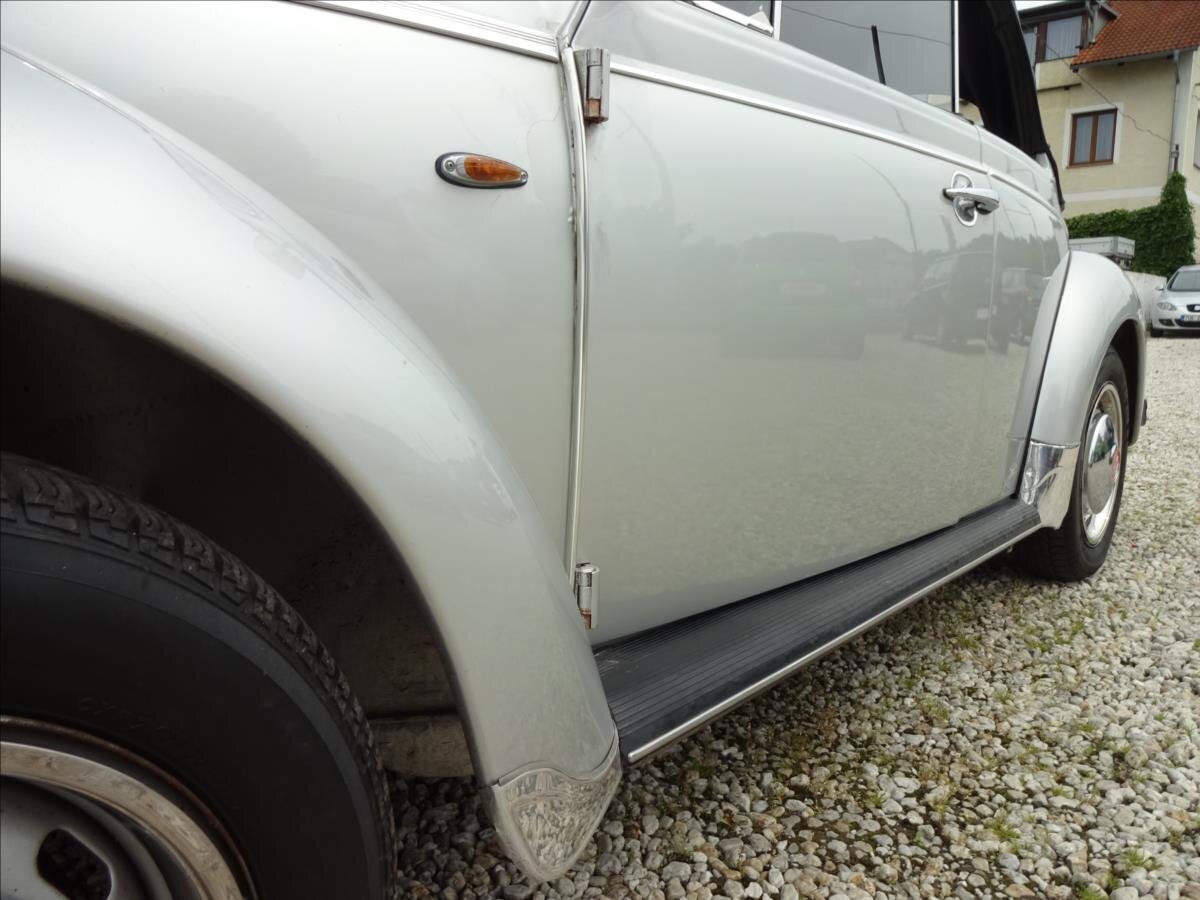 Volkswagen Ostatní Kabriolet 1,2 l 25 kw