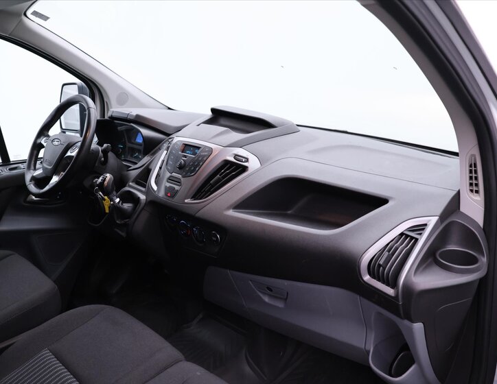 Ford Transit Custom 26