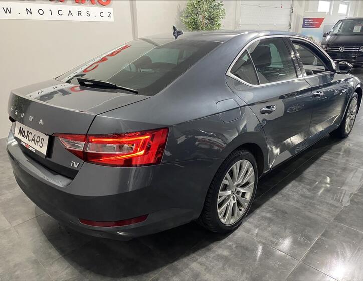 Škoda Superb 5