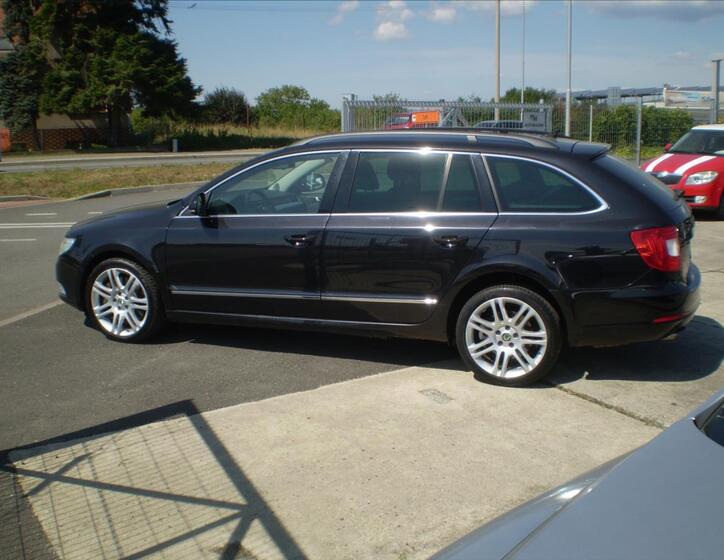 Škoda Superb 4