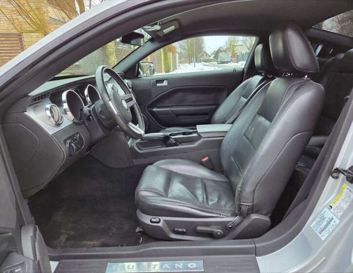 Ford Mustang Kupé 4,0 l 151 kw